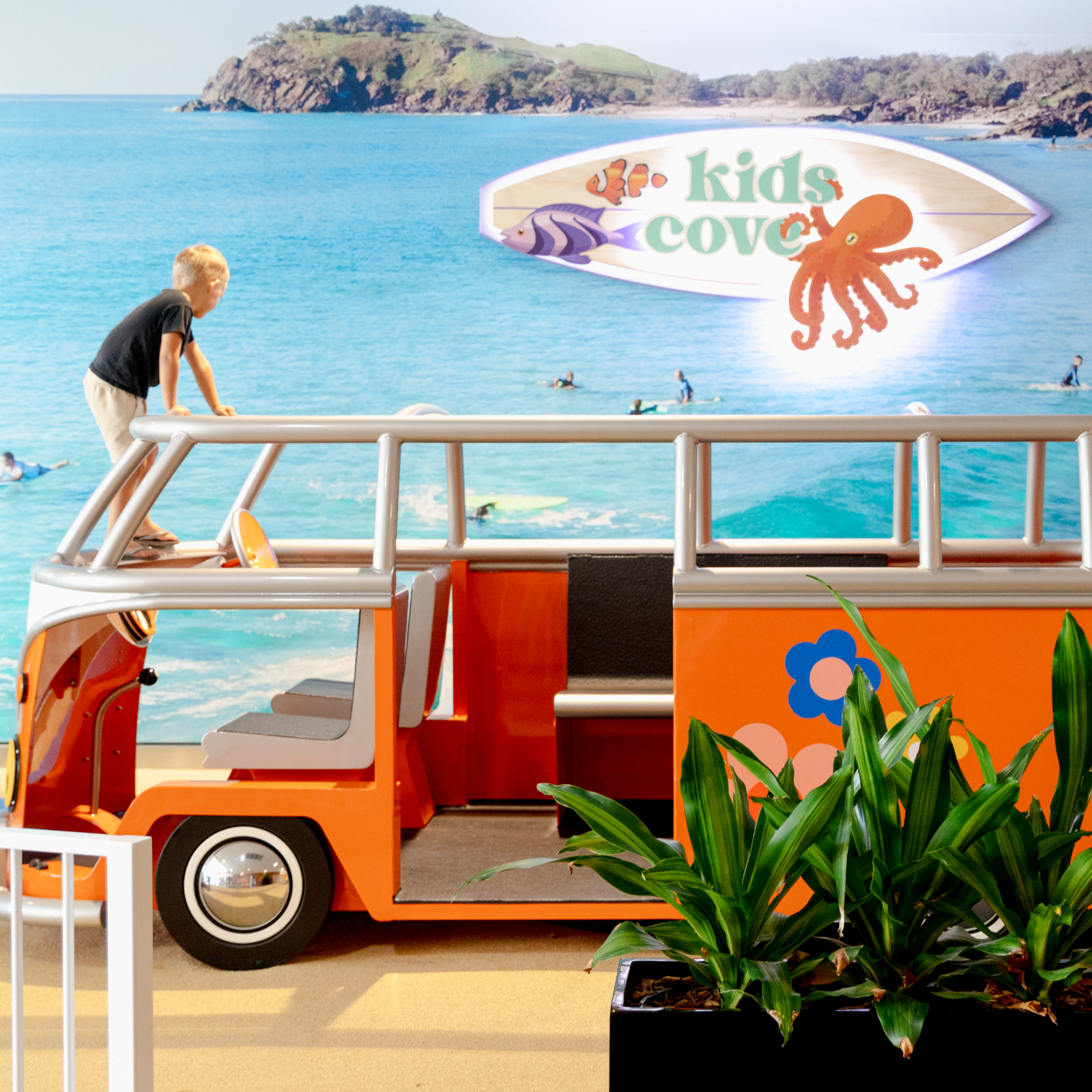 Kids Cove 1600 x 1600.png